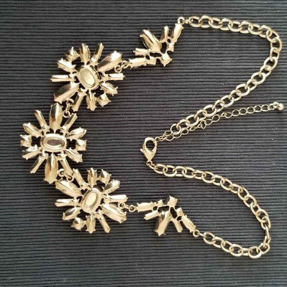 Jeweled Statement Necklace - Picture 7 of 7